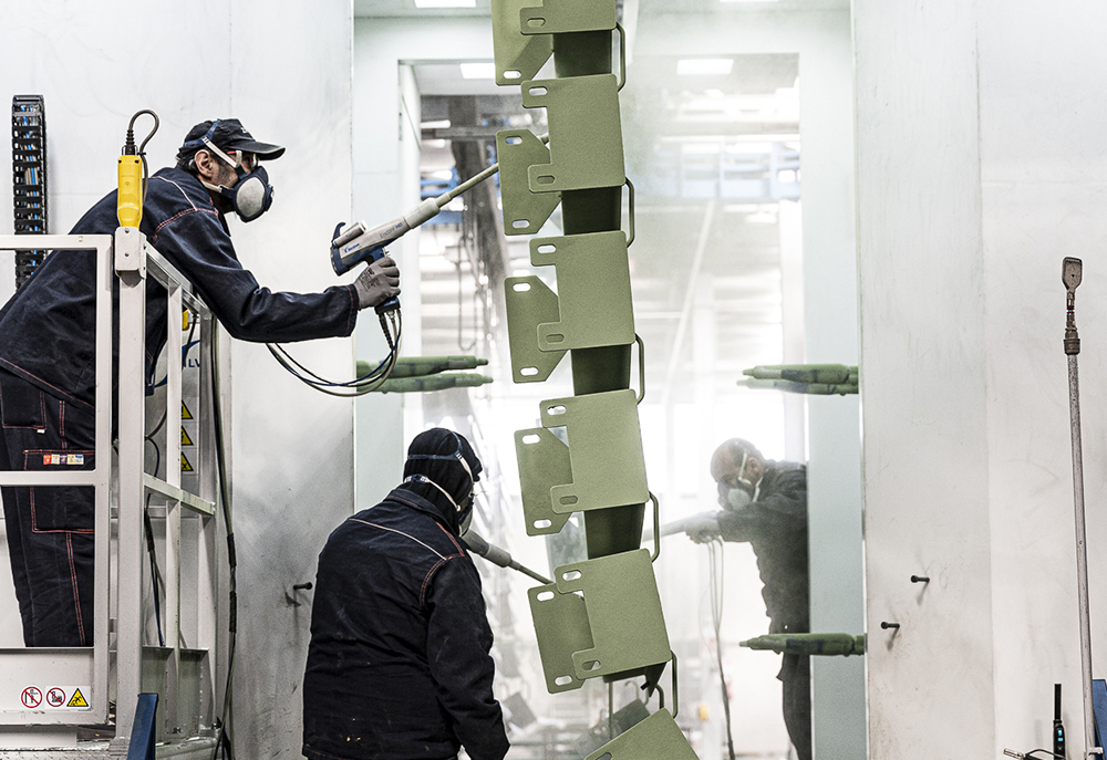 Cabina di verniciatura a fase densa